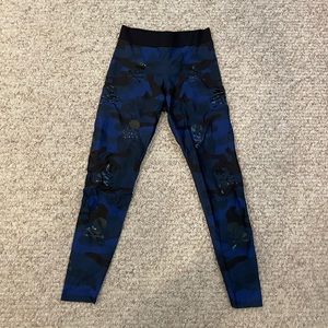 EUC Ultracor Soulcycle Camo Skull Leggings